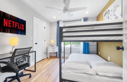 University Hills and Windsor Park House | Mins 2 Formula 1 Lux Retreat