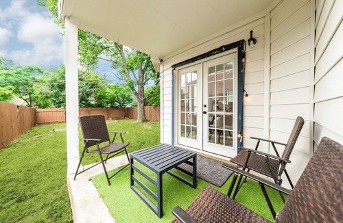 Tanglewood Forest House | Mins to Austin most iconic eateries/bars/places!