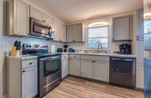 Johnson City House | Mins To Downtown~ETSU~Buffalo Mtn. Park~JCMC~VA Med Center