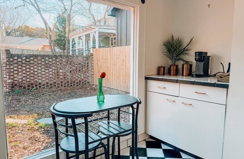 Greensboro House | Mins to Downtown - Spacious Home