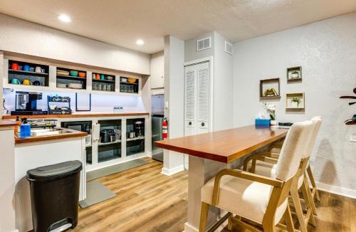 Mount Morris Township Apartment | Mins to Dtwn Flushing: Unique Couple's Studio