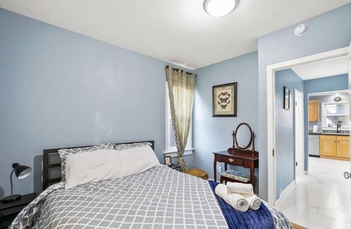 West Central House | Mins To Dwntwn & Arena | Backyard | BBQ | King Bed
