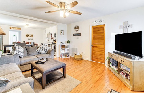 Casey House | Mins to Local Attractions: Pet Friendly w/Yard!