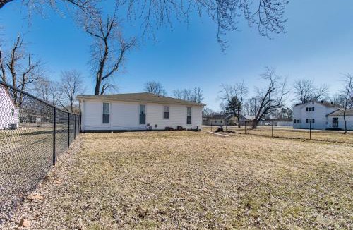 Casey House | Mins to Local Attractions: Pet Friendly w/Yard!