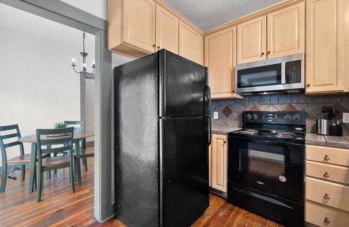 Highland Park House | *Mins To Methodist Hospital* Lux & Cozy*