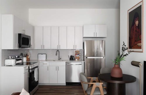 Fort Worth Cultural District Apartment | Mint House Fort Worth – Cultural District