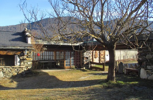 Guchen Ski Chalet | Mints Wild - Annex