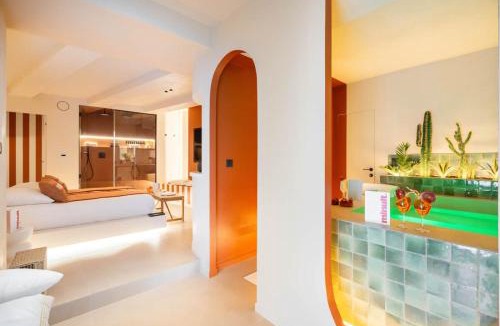 Vitrolles Apartment | minuit - Love Room avec jacuzzi privatif et hammam Marseille Aix