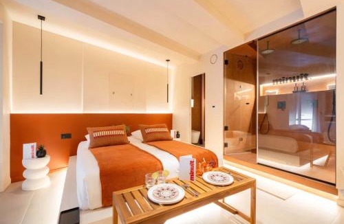 Vitrolles Apartment | minuit - Love Room avec jacuzzi privatif et hammam Marseille Aix