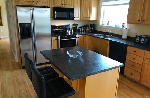 Greenwich House | Minutes from beautiful beaches - Luxury and Comfort with a Fabulous View