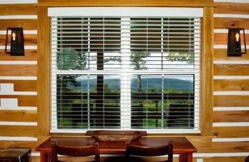 Fayetteville Cabin | Minutes from Baum Stadium with a View!