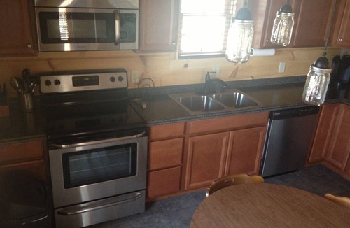 Fayetteville Cabin | Minutes from downtown