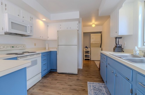 Rapid City House | Minutes from Elk and Torch Lake - Lakeside Acres