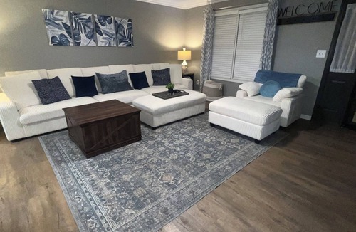 Benton House | Minutes from KY Lake & close to town! Updated, clean, comfy, huge driveway!