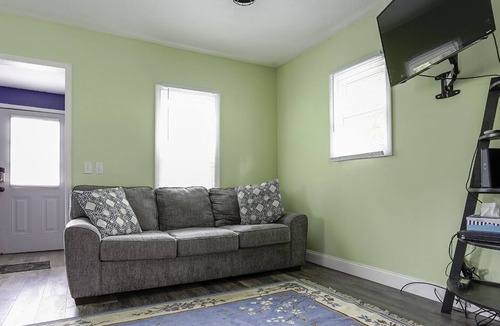 Victor House | Minutes from New River Gorge!!-Charming and Peaceful