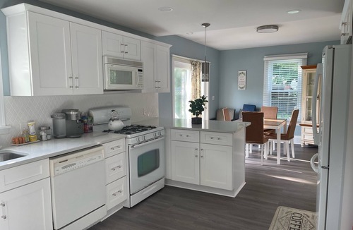 Lewiston House | Minutes from Niagara Falls in a Historic Village