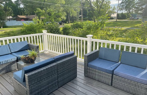 Lewiston House | Minutes from Niagara Falls in a Historic Village