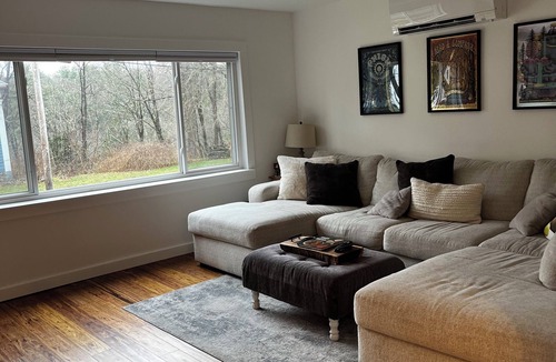 Ballston Spa Apartment | Minutes from Saratoga Springs!