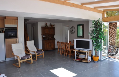 Sainte-Marie-la-Mer House | Minutes from the beach, pool inside the residence, shopping facilities nearby