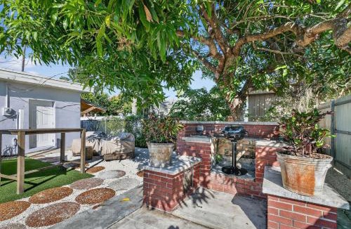 Poiciana Park II House | Minutes to Beach Dog Friendly BBQ Patio