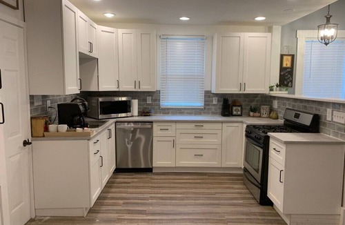 Uptown House | Minutes to Beale 4BR/3BA SFH