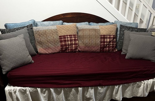Etna House | Minutes to Cayuga Lake, Cornell, IC, museums and wineries