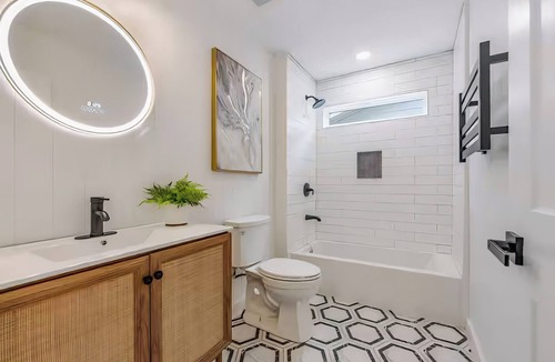Austin House | Minutes to Downtown -Fire Pit Pool
