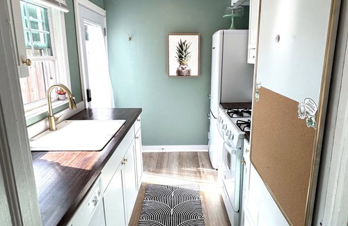 Summerville Condo | Minutes to Masters!