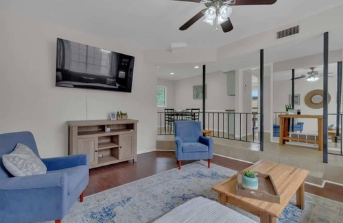 Medical Center District House | Minutes to Zoo & The Alamo! - Northside Hideaway
