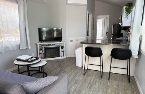 Lake Helen Cottage | Mira Bella South - 1BR Tiny Home in Lake Helen