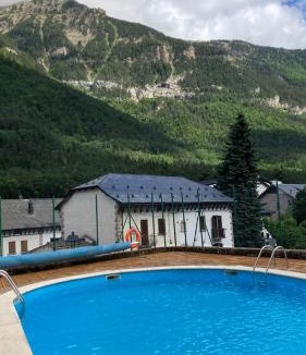 Canfranc-Estacion Apartment | Mira Moleta bienvenidos a Canfranc