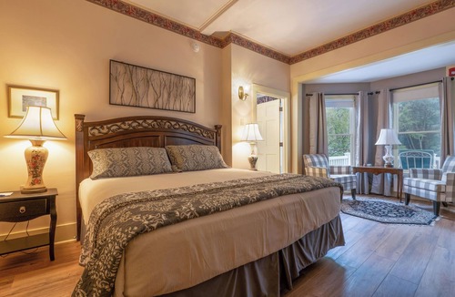 Bar Harbor House | Mira Monte Inn & Suites