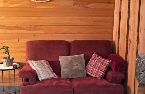 Celles-sur-Plaine Cottage | Mirabelle gîte for up to 6 people