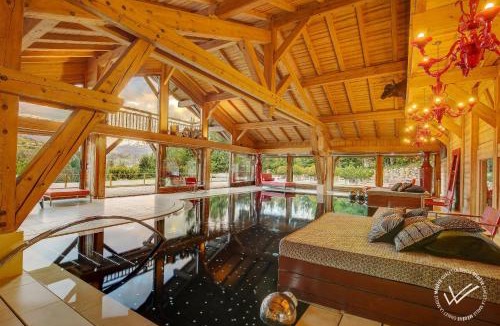 Demi-Quartier House | Mirage