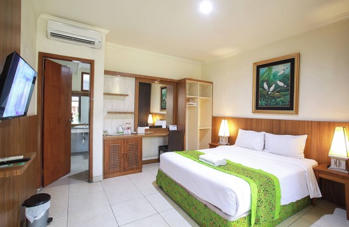 Kalipuro Hotel | Mirah Hotel