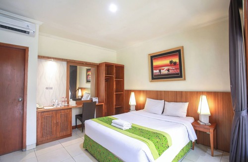 Kalipuro Hotel | Mirah Hotel