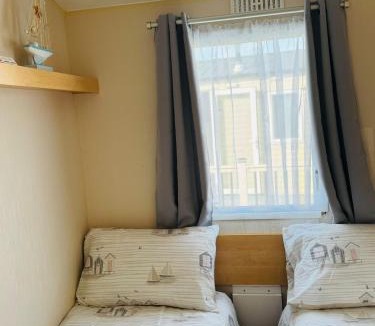 Leysdown-on-Sea Apartment | Miranda and Pauls Caravan