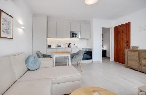 San Miguel de Salinas Apartment | Miravilla Villamartin Spectacular Holiday Spot