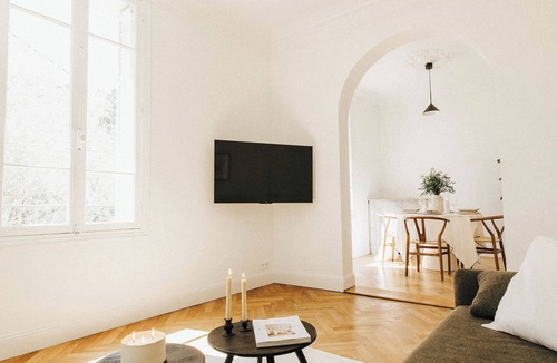 Levens Apartment | Mirea House