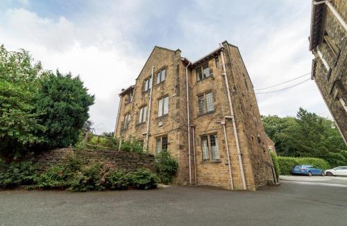 Robert Town Bed & Breakfast | Mirfield Monastery B&B