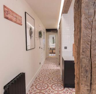 Bilbao la Vieja Apartment | Miribilla by Staynnapartments