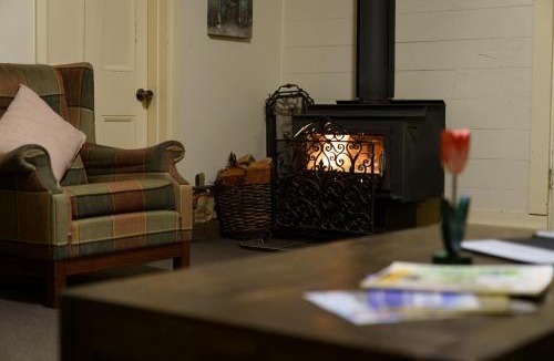 Berambing House | Mirradong Cottage