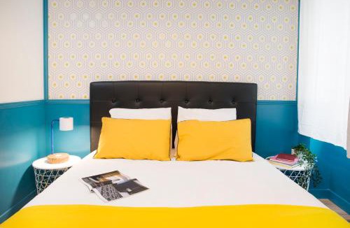Strasbourg -Saint-Denis Apartment | MIRROR HOUSE - 130M2 - 3BR/3BA Aircon Paris 2