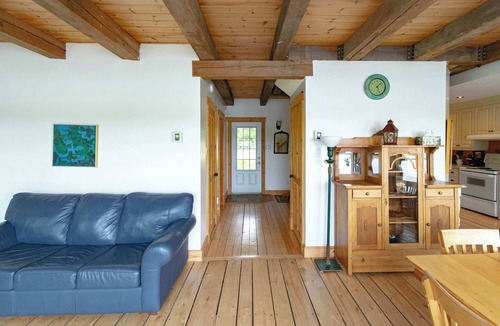 Dudswell Ski Chalet | Mirror Lakefront and SPA | A Fleur D'eau