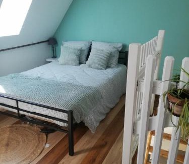 Saint-Martin-de-Mailloc Apartment | Mise au vert