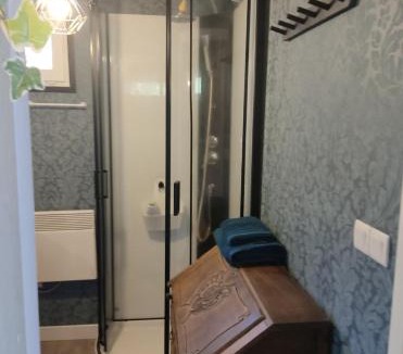 Saint-Juvin House | Mise au vert