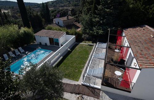 Aumelas Bed & Breakfast | Mise en Scène