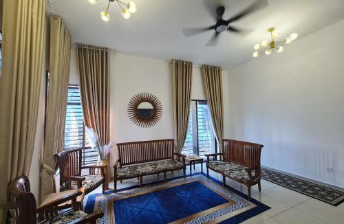 Semabok House | Mishary Homestay