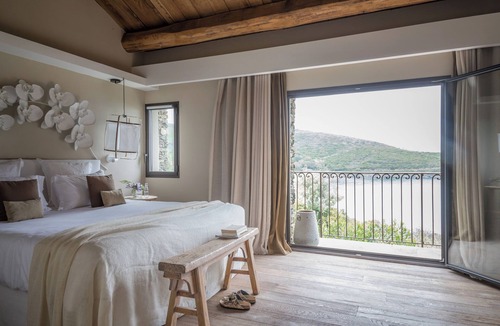 Porticciolo Hotel | Misincu