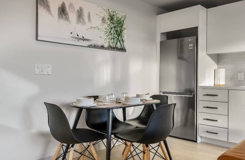 Connaught Condo | Miso 2 BD - Skyline View, Patio, Gym, Pool & AC